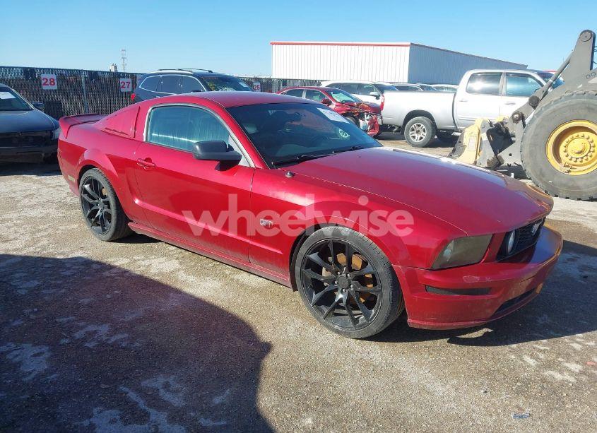 2006 Ford Mustang GT (VIN 1ZVFT82H165172808) main photo
