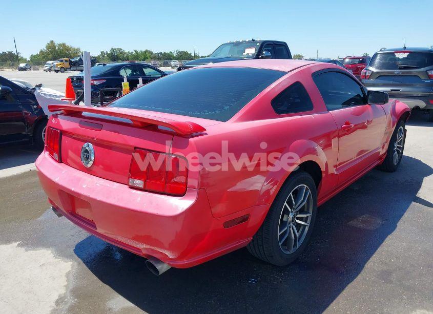 Photo 4 of 2007 Ford Mustang GT DELUXE/GT PREMIUM (VIN 1ZVFT82H175341789)