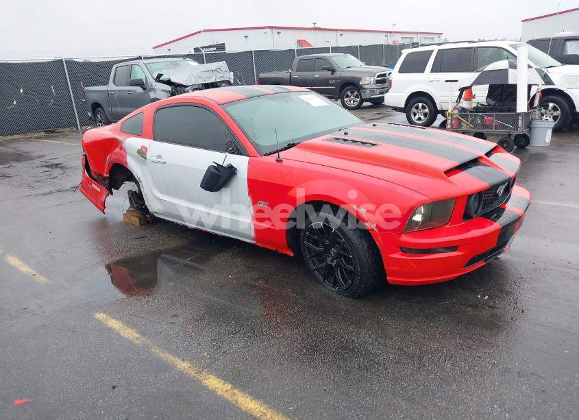 2007 Ford Mustang GT DELUXE/GT PREMIUM (VIN 1ZVFT82H175349035) main photo