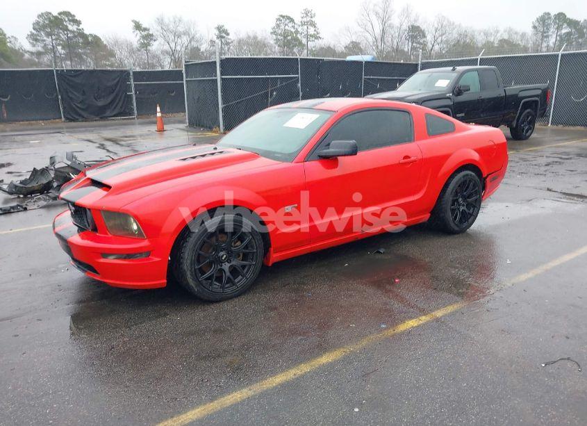 Photo 2 of 2007 Ford Mustang GT DELUXE/GT PREMIUM (VIN 1ZVFT82H175349035)