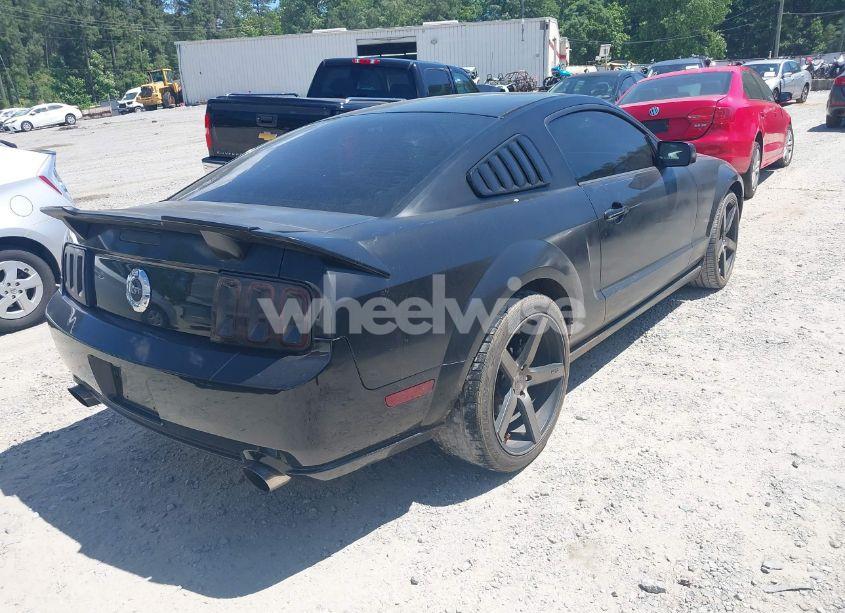 Photo 4 of 2005 Ford Mustang GT DELUXE/GT PREMIUM (VIN 1ZVFT82H255119937)