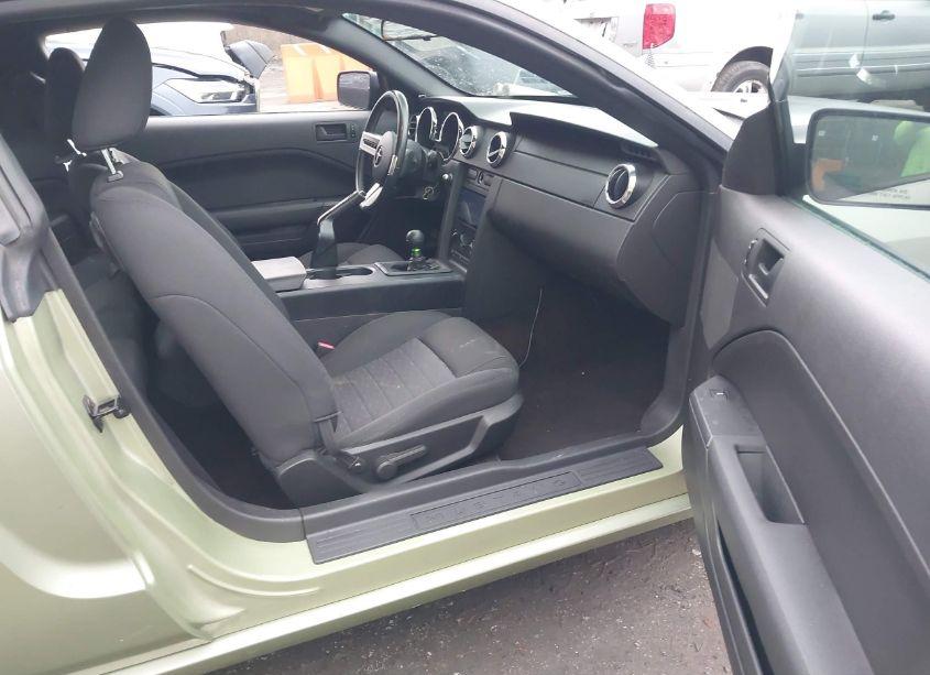 Photo 5 of 2006 Ford Mustang GT (VIN 1ZVFT82H265133841)