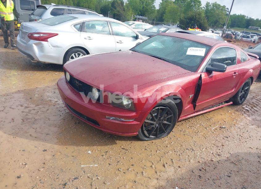 Photo 2 of 2006 Ford Mustang GT (VIN 1ZVFT82H265195370)