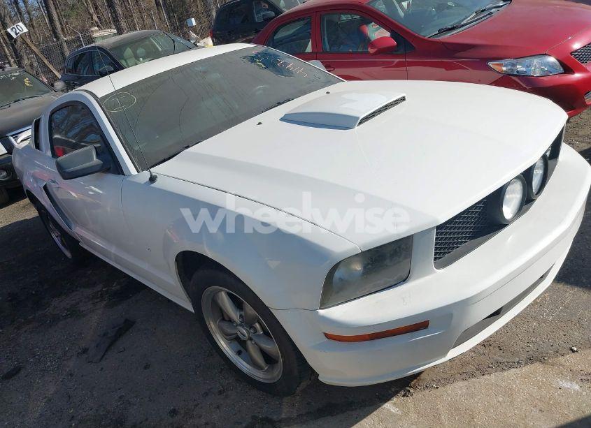 2006 Ford Mustang GT (VIN 1ZVFT82H265259598) main photo