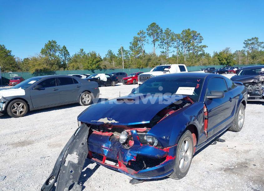 Photo 2 of 2007 Ford Mustang GT DELUXE/GT PREMIUM (VIN 1ZVFT82H275219233)