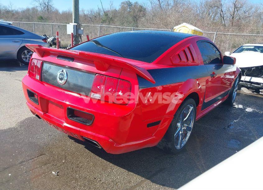 Photo 4 of 2005 Ford Mustang GT DELUXE/GT PREMIUM (VIN 1ZVFT82H355187180)