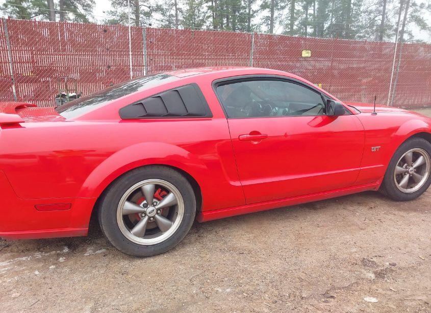 Photo 14 of 2005 Ford Mustang GT DELUXE/GT PREMIUM (VIN 1ZVFT82H355227127)