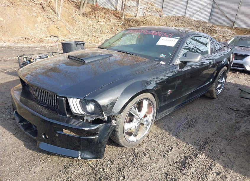 Photo 2 of 2007 Ford Mustang GT DELUXE/GT PREMIUM (VIN 1ZVFT82H375243699)