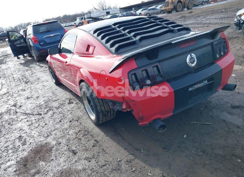 Photo 3 of 2005 Ford Mustang GT DELUXE/GT PREMIUM (VIN 1ZVFT82H555103019)