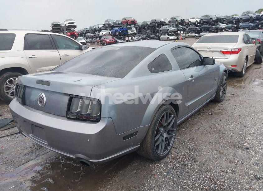 Photo 4 of 2007 Ford Mustang GT DELUXE/GT PREMIUM (VIN 1ZVFT82H575260357)