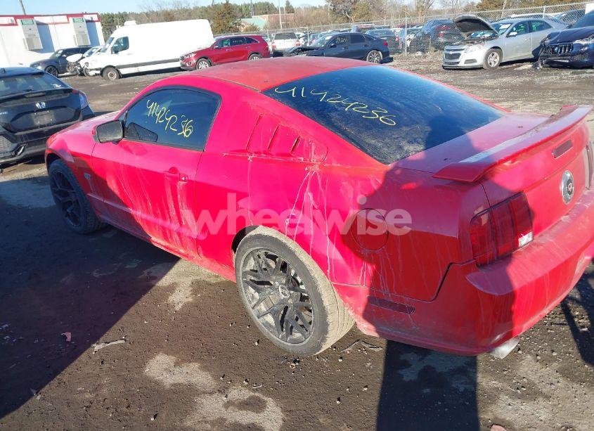 Photo 3 of 2005 Ford Mustang GT DELUXE/GT PREMIUM (VIN 1ZVFT82H755104947)