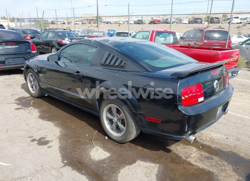 Photo 3 of 2005 Ford Mustang GT DELUXE/GT PREMIUM (VIN 1ZVFT82H755146485)