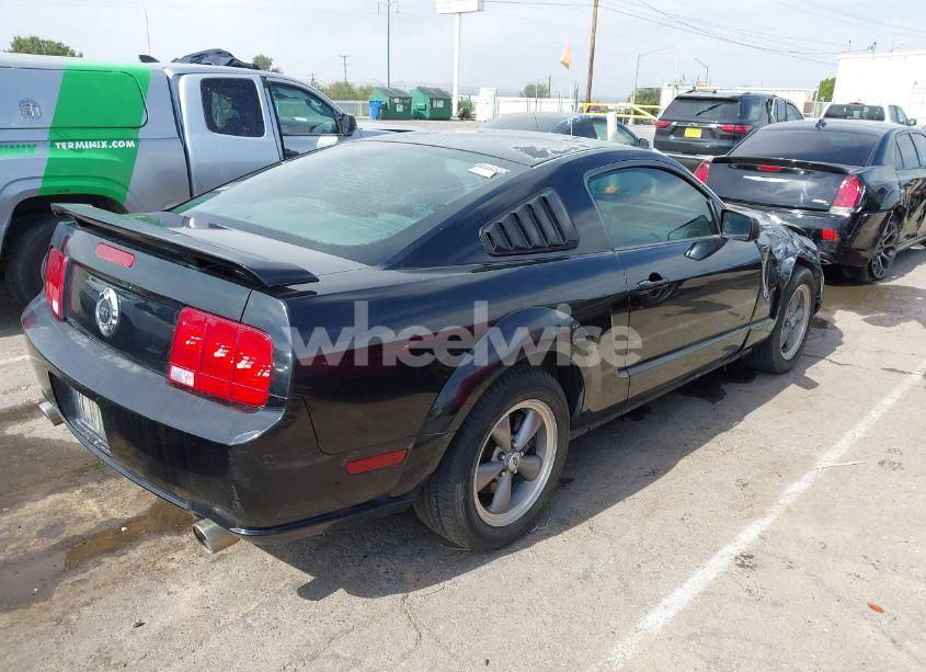 Photo 4 of 2005 Ford Mustang GT DELUXE/GT PREMIUM (VIN 1ZVFT82H755146485)