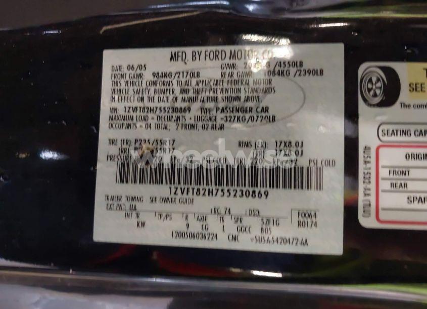 Photo 9 of 2005 Ford Mustang GT DELUXE/GT PREMIUM (VIN 1ZVFT82H755230869)