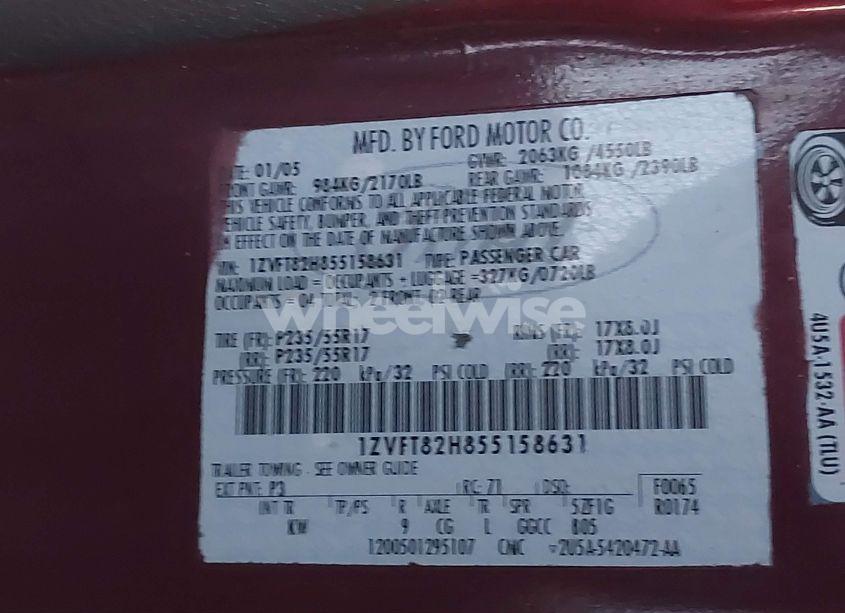 Photo 9 of 2005 Ford Mustang GT DELUXE/GT PREMIUM (VIN 1ZVFT82H855158631)