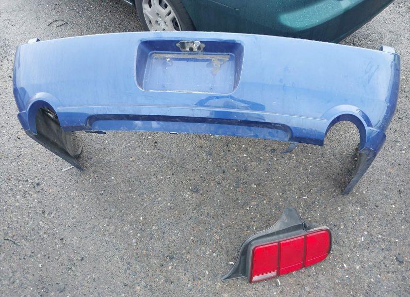 Photo 12 of 2005 Ford Mustang GT DELUXE/GT PREMIUM (VIN 1ZVFT82H855210002)