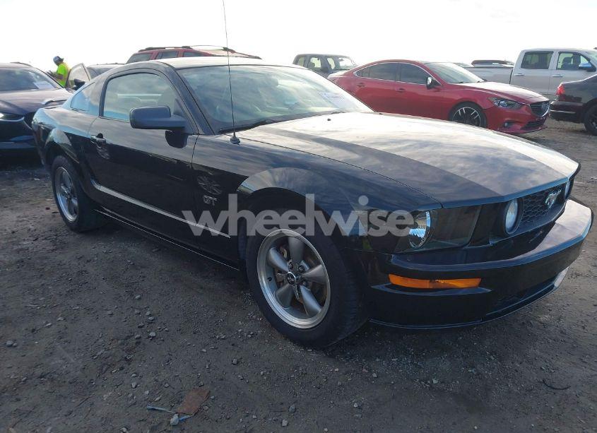 2006 Ford Mustang GT (VIN 1ZVFT82H965129785) main photo