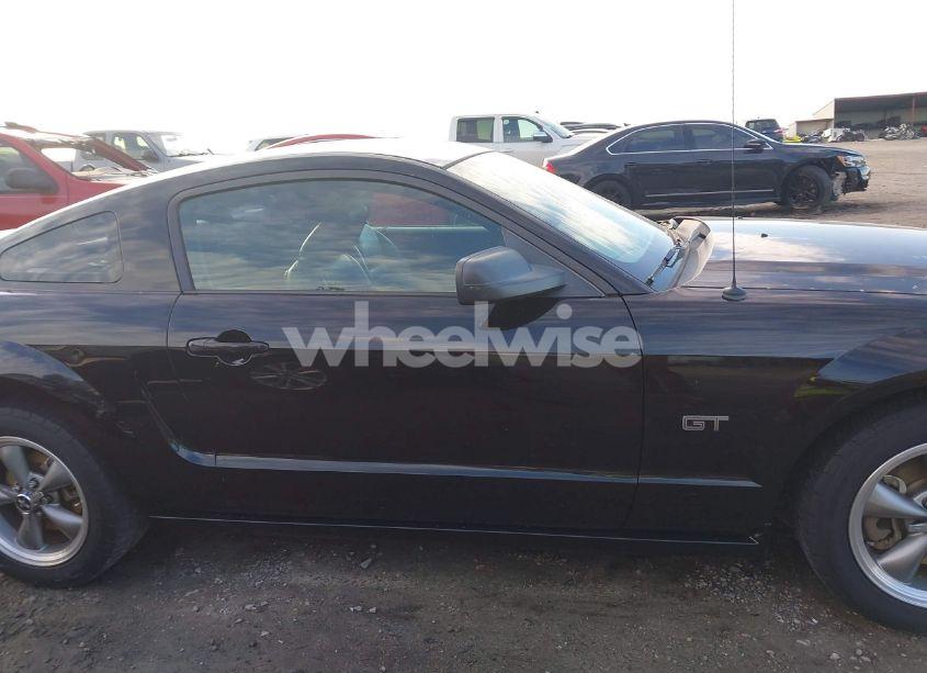 Photo 14 of 2006 Ford Mustang GT (VIN 1ZVFT82H965129785)