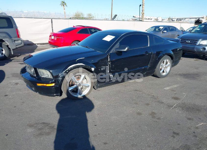 Photo 2 of 2006 Ford Mustang GT (VIN 1ZVFT82H965169610)