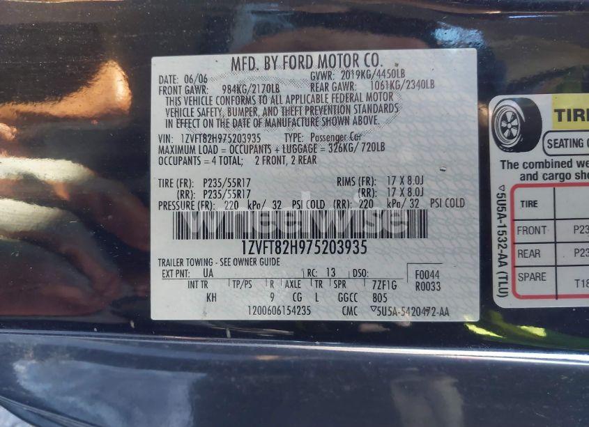 Photo 9 of 2007 Ford Mustang GT DELUXE/GT PREMIUM (VIN 1ZVFT82H975203935)