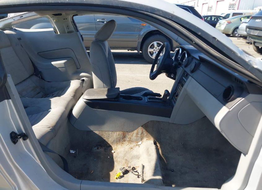 Photo 5 of 2007 Ford Mustang GT DELUXE/GT PREMIUM (VIN 1ZVFT82H975213669)