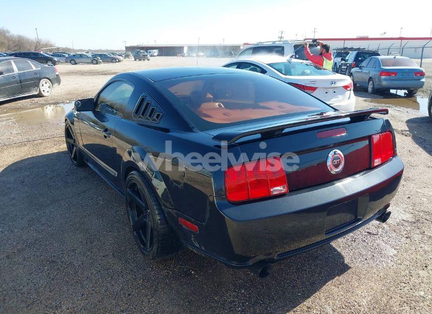 Photo 3 of 2005 Ford Mustang GT DELUXE/GT PREMIUM (VIN 1ZVFT82HX55231272)