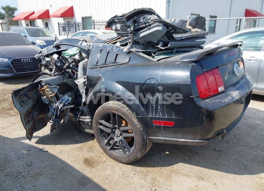 Photo 3 of 2007 Ford Mustang GT DELUXE/GT PREMIUM (VIN 1ZVFT82HX75237673)