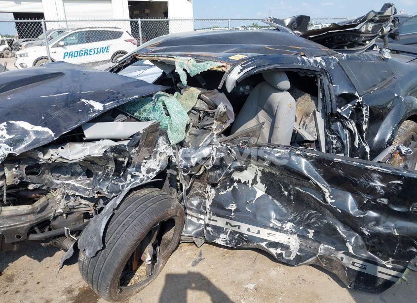 Photo 6 of 2007 Ford Mustang GT DELUXE/GT PREMIUM (VIN 1ZVFT82HX75237673)