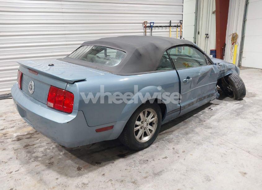 Photo 4 of 2007 Ford Mustang V6 DELUXE/V6 PREMIUM (VIN 1ZVFT84N075296587)