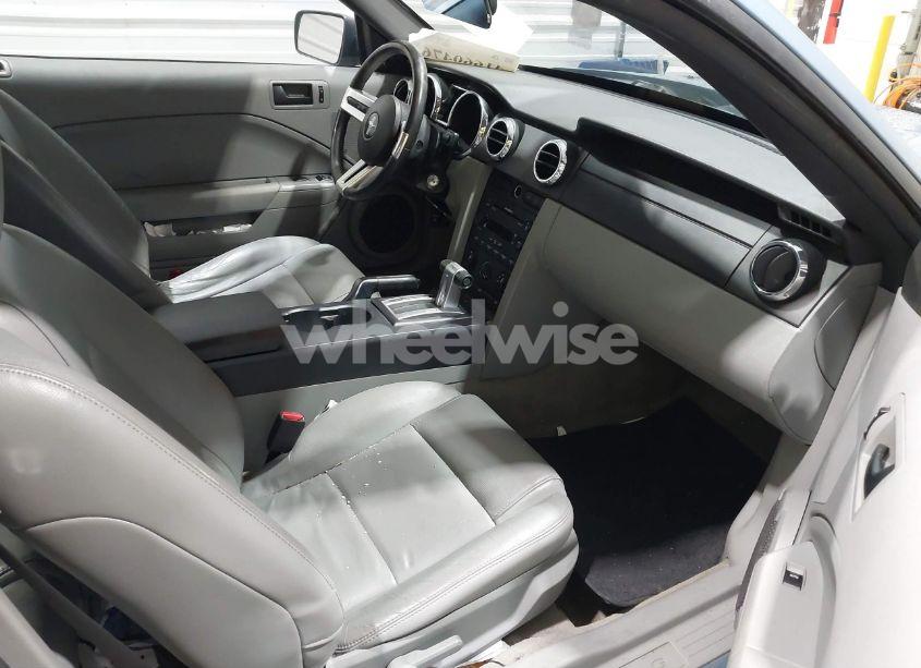 Photo 5 of 2007 Ford Mustang V6 DELUXE/V6 PREMIUM (VIN 1ZVFT84N075296587)