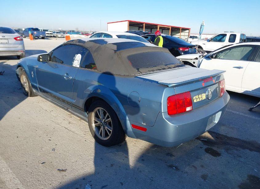 Photo 3 of 2007 Ford Mustang V6 DELUXE/V6 PREMIUM (VIN 1ZVFT84N075328972)