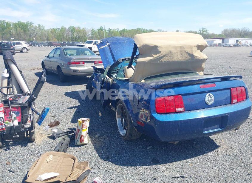 Photo 3 of 2006 Ford Mustang V6 (VIN 1ZVFT84N265125323)
