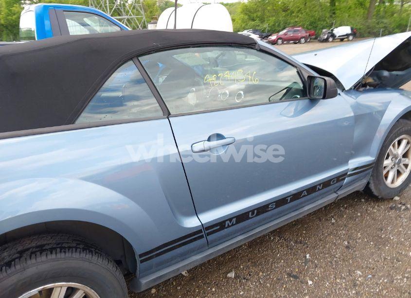 Photo 13 of 2007 Ford Mustang V6 DELUXE/V6 PREMIUM (VIN 1ZVFT84N275324566)