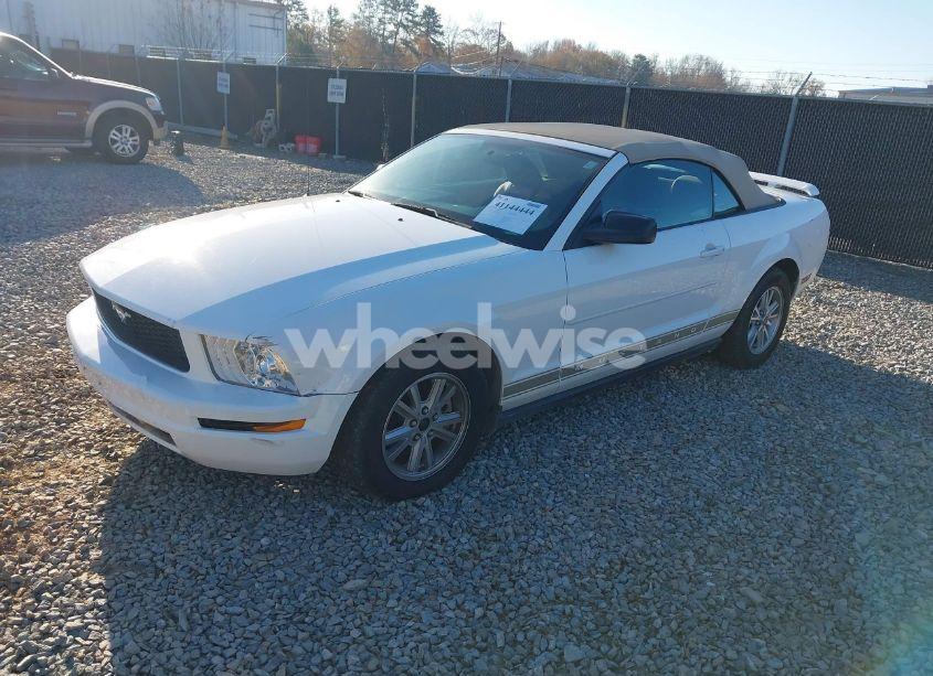 Photo 2 of 2006 Ford Mustang V6 (VIN 1ZVFT84N365188981)