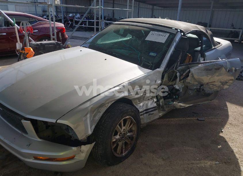 Photo 6 of 2007 Ford Mustang V6 DELUXE/V6 PREMIUM (VIN 1ZVFT84N375205957)