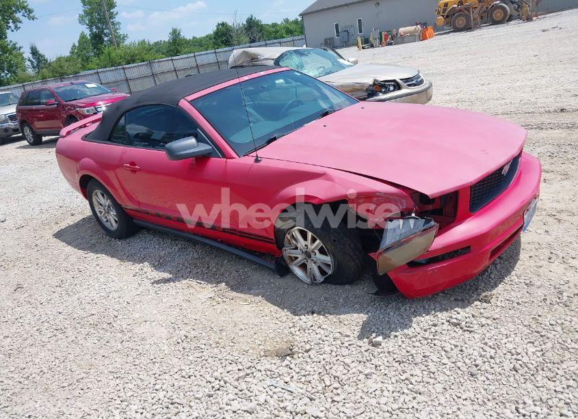 2007 Ford Mustang V6 DELUXE/V6 PREMIUM (VIN 1ZVFT84N375235279) main photo