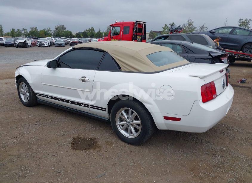 Photo 3 of 2007 Ford Mustang V6 DELUXE/V6 PREMIUM (VIN 1ZVFT84N575265691)