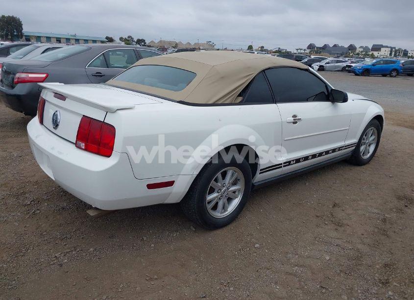 Photo 4 of 2007 Ford Mustang V6 DELUXE/V6 PREMIUM (VIN 1ZVFT84N575265691)