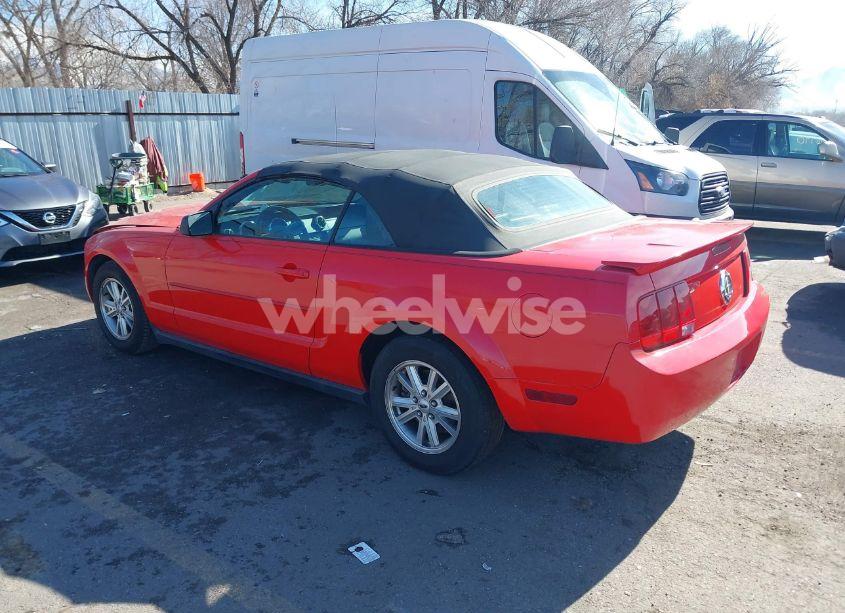 Photo 3 of 2007 Ford Mustang V6 DELUXE/V6 PREMIUM (VIN 1ZVFT84N575267960)