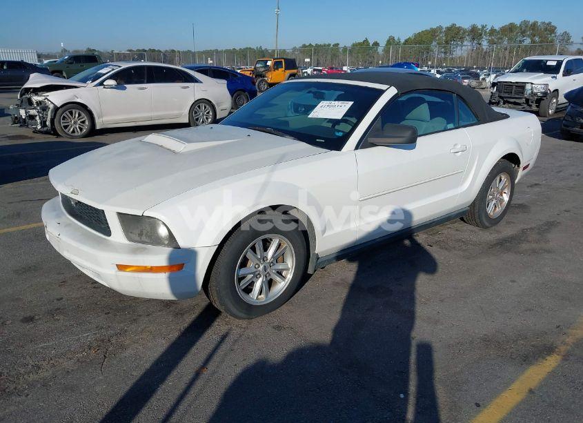 Photo 2 of 2007 Ford Mustang V6 DELUXE/V6 PREMIUM (VIN 1ZVFT84N575269675)