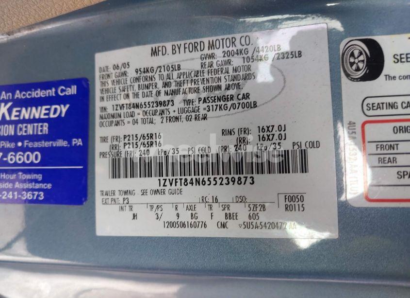 Photo 9 of 2005 Ford Mustang (VIN 1ZVFT84N655239873)