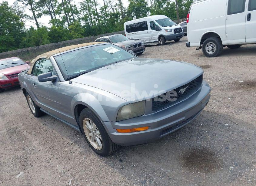 2007 Ford Mustang V6 DELUXE/V6 PREMIUM (VIN 1ZVFT84N675260614) main photo