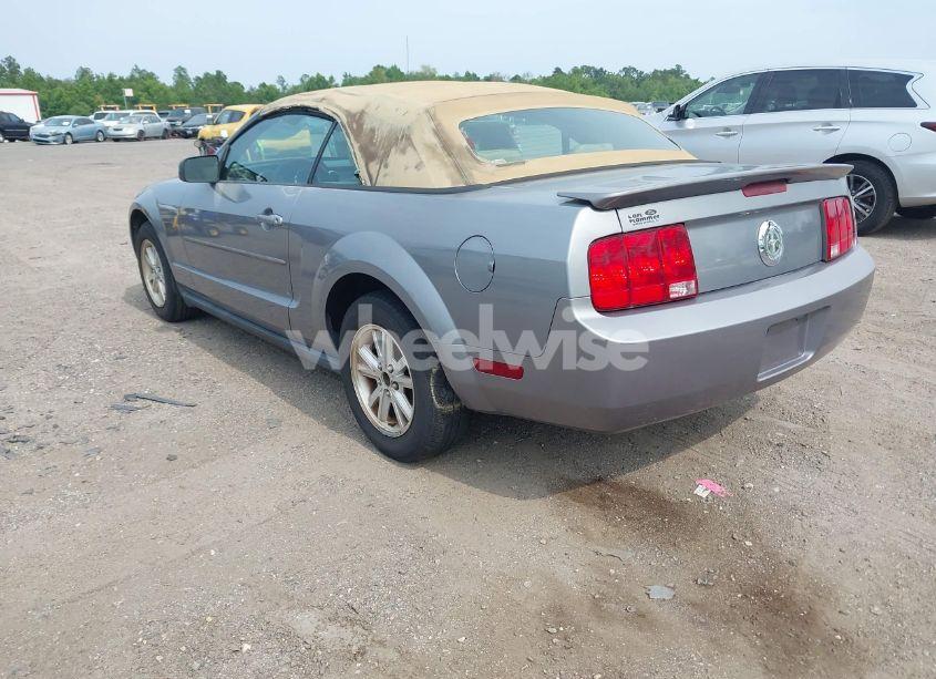Photo 3 of 2007 Ford Mustang V6 DELUXE/V6 PREMIUM (VIN 1ZVFT84N675260614)