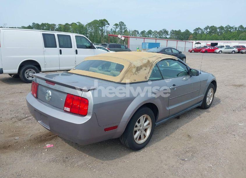 Photo 4 of 2007 Ford Mustang V6 DELUXE/V6 PREMIUM (VIN 1ZVFT84N675260614)