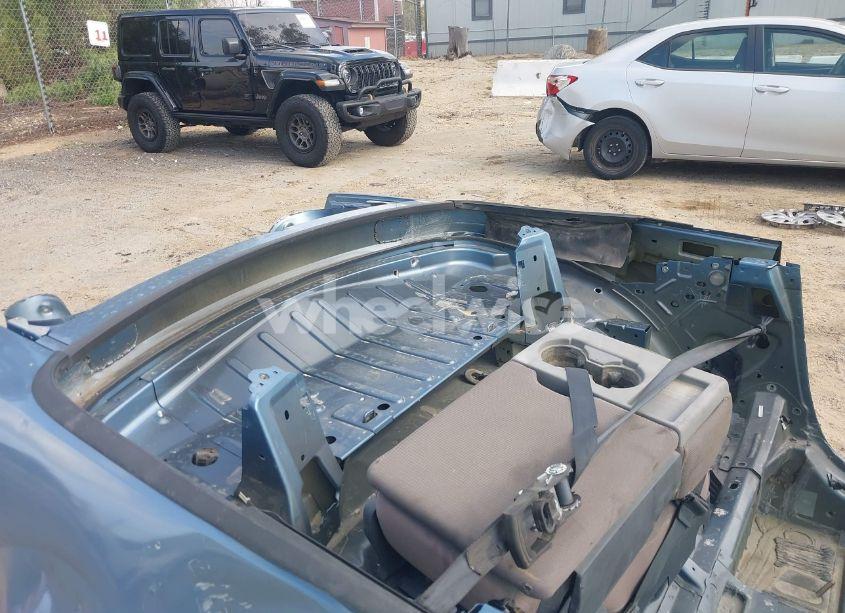 Photo 8 of 2005 Ford Mustang (VIN 1ZVFT84N755227439)