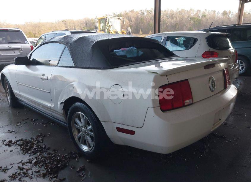 Photo 3 of 2007 Ford Mustang V6 DELUXE/V6 PREMIUM (VIN 1ZVFT84N775276319)