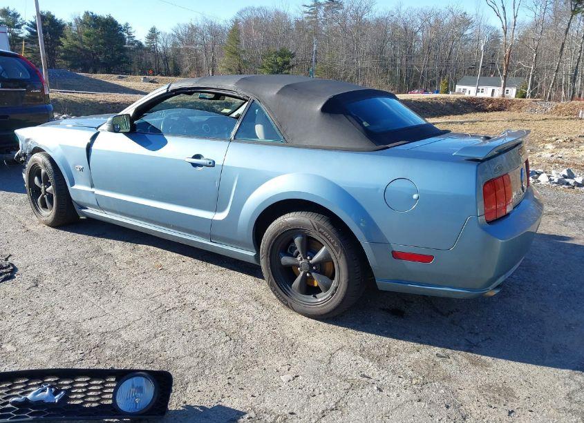 Photo 3 of 2007 Ford Mustang GT DELUXE/GT PREMIUM (VIN 1ZVFT85H075277420)