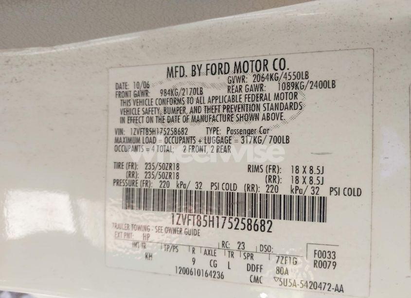 Photo 9 of 2007 Ford Mustang GT DELUXE/GT PREMIUM (VIN 1ZVFT85H175258682)