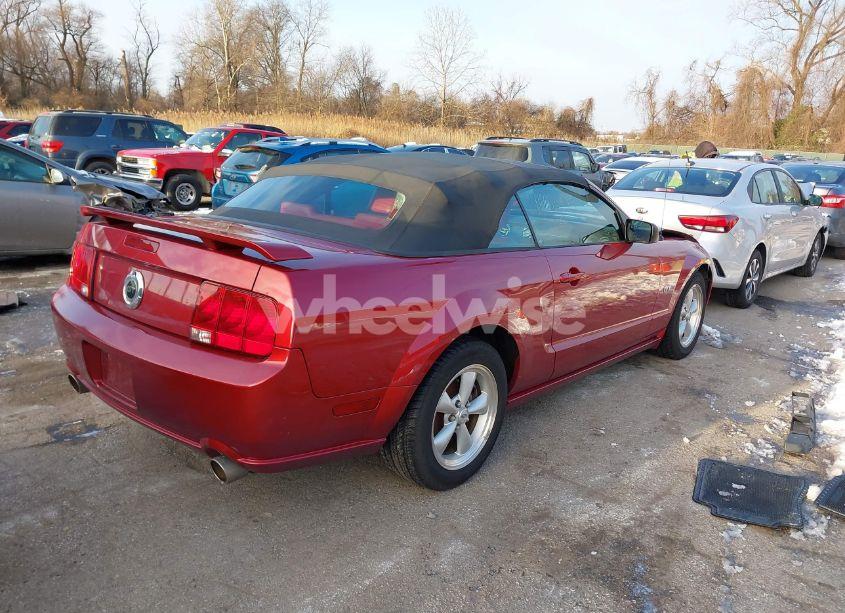 Photo 4 of 2007 Ford Mustang GT DELUXE/GT PREMIUM (VIN 1ZVFT85H575257339)