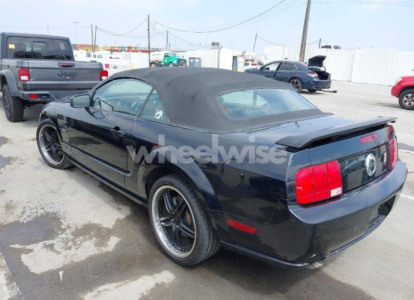 Photo 3 of 2005 Ford Mustang GT (VIN 1ZVFT85H655173365)